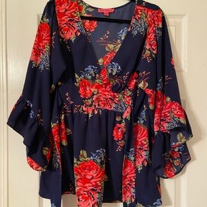 Betsey Johnson Floral Bell Sleeved Blouses Size L